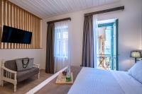 Deluxe Double Room with Balcony and Sea View