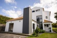 Countryside house with a pool and fireplace - B&B Rabo de Peixe