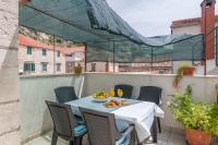 New luxury apartments in the center of Omiš - B&B
