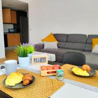 Sunflower, el apartamento con piscina en complejo residencial - B&B