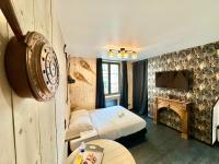 Le Chalet, central et calme - B&B