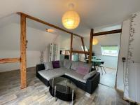 Apartment with Mountain View