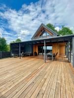 Stodoła Na Kresach - widokowy domek drewniany, całoroczny JACUZZI & SAUNA - B&B Bodzentyn
