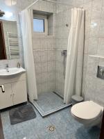 Camera Tripla Superior