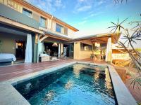 Villa Les Songes Bleus, sa piscine, son Spa et sa vue sur l'Océan Indien - Chambres d'hôtes Saint-Pierre