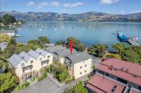 Waterfront 2-bedroom apartment with car park - B&B Akaroa
