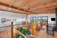 Ocean Views on Aldebaran - sleeps 11 - Ferienwohnung