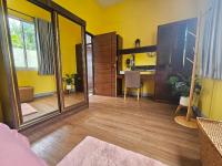 Camera Quadrupla con Bagno in Comune 