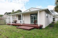 Prime location at Mt Eden- Cozy Vibe 3BR Home - B&B