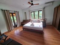 Double or Twin Room with Sea View