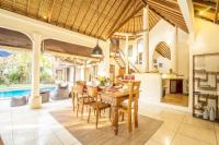Tropical 3BR villa in the heart of Seminyak - Bed and Breakfast Seminyak