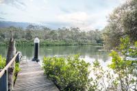 East Hills Waterfront Bliss - Chambres d’hôtes East Hills