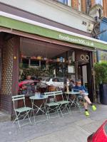 Bright Studio Apartment in a perfect location - Ferienwohnung London