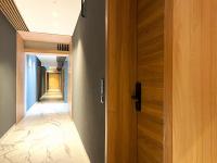 Chic Apartment in Cosmopolit Residence with Parking - B&B Braşov