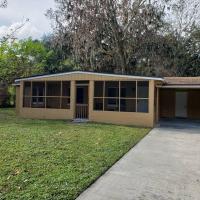 Cozy home Southside Jax - B&B Jacksonville
