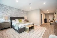 Private Room with Kitchen & Bath 3 - B&B