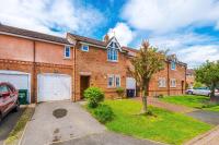 NEW! Stunning 3-Bed Home in Chester by 53 Degrees Property, Ideal for Groups, FREE Parking! - B&B