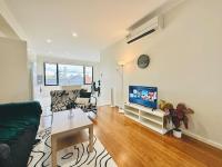 Mt Waverley Spacious 2br2ba Parking Wifi Balcony - B&B