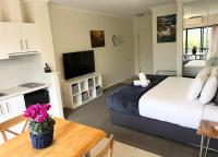 Beach Studio with Ocean View - Ferienwohnung