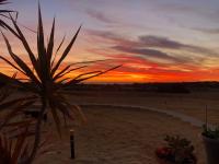 Sunset Haven Self-Contained Apartment - Bed and Breakfast