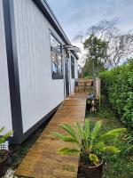 Cozy self contained Tiny Home - B&B
