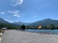 Appartement agréable à deux pas du plan d'eau - Ferienwohnung Embrun