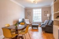 A Regal Abode - Marylebone - by Frankie Says - Chambres d'hôtes Londres