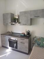 One-Bedroom Apartment - Non-Smoking
