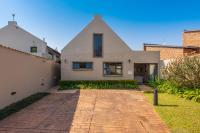 Ginger Barn Retreat - 1km from Menlyn - B&B