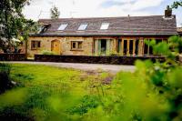 Four bed barn conversion Junction 37 38 M1 - Bed and Breakfast