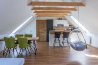 Podkrovní apartmán Karlovice - B&B