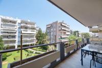 Marousi Urban Escape 2BD Apartment by UPSTREET - Bed and Breakfast