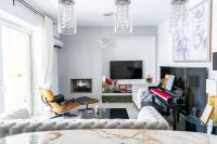 Sonata Deluxe Apt with 3 Bedrooms - B&B Atenas