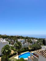 Two bedroom, two bathroom, balcony, pool area, view - Bed and Breakfast Málaga