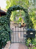 The Pleasant Street Casitas - Historic & Modern Charm - B&B Prescott
