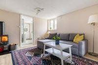 Rykkinn Garden-Level Apartment, near Oslo - Free Parking & EV Power - B&B Kolsås