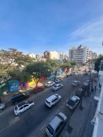 Departamento -Roma- Barrio General Paz - A una cuadra de 24 de septiembre y enfrente del Polideportivo By Apartcba - Chambres d'hôtes Córdoba