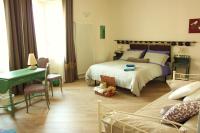 Dreibettzimmer mit eigenem Bad