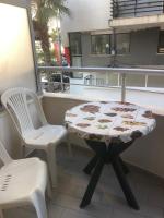Apartment only 20 meters from the beach - B&B