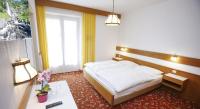 Doppelzimmer mit Balkon