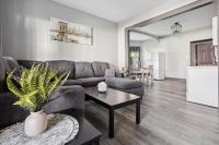 Spacious 6BR 2BA minutes for the Falls & Casino - B&B