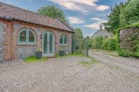 Gryngolet Cottage - with Artist Studio - Crabpot Cottages Sheringham - B&B