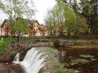 Apartamenty Sun&Fun Rezydencja Parkowa Nadrzeczna 3D i 3E -blisko centrum, dworca PKP w otoczeniu zieleni - B&B