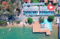 De' ozone ongsa pool villa หน้าหาดบางเสร่ - B&B