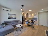 BW Waterfront LUX apartment, parking free - B&B Semeteš