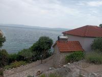 House 3 meters from the sea, isolated place ,on sunniest Island Hvar,South side,crystal clear sea - B&B Zastražišće