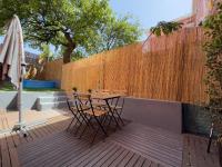 River 2-Bedroom Apartment with Terrace in Alcântara - Bed and Breakfast Lissabon