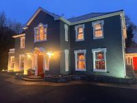 Private Gated Home, 5 bed rms/ensuite, sleeps ten. - B&B Ennis