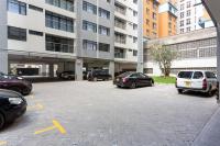 Rose Manor - Cozy Luxurious 2 Bedroom Apartment in Kilimani Nairobi - Chambres d'hôtes Nairobi