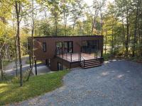New Family Cottage Tremblant-4 Bdrs W Hot Tub - B&B La Conception